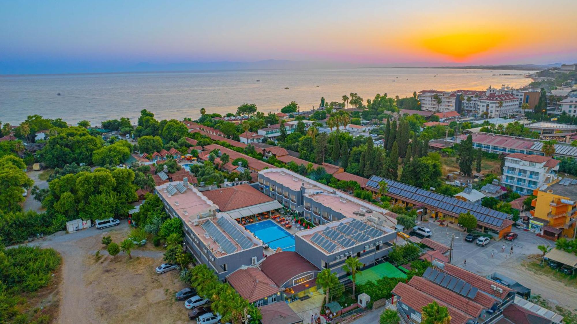 סייד Sayanora Hotel מראה חיצוני תמונה